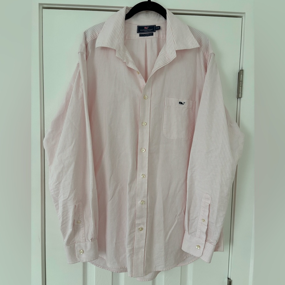 Vineyard Vines button down shirt